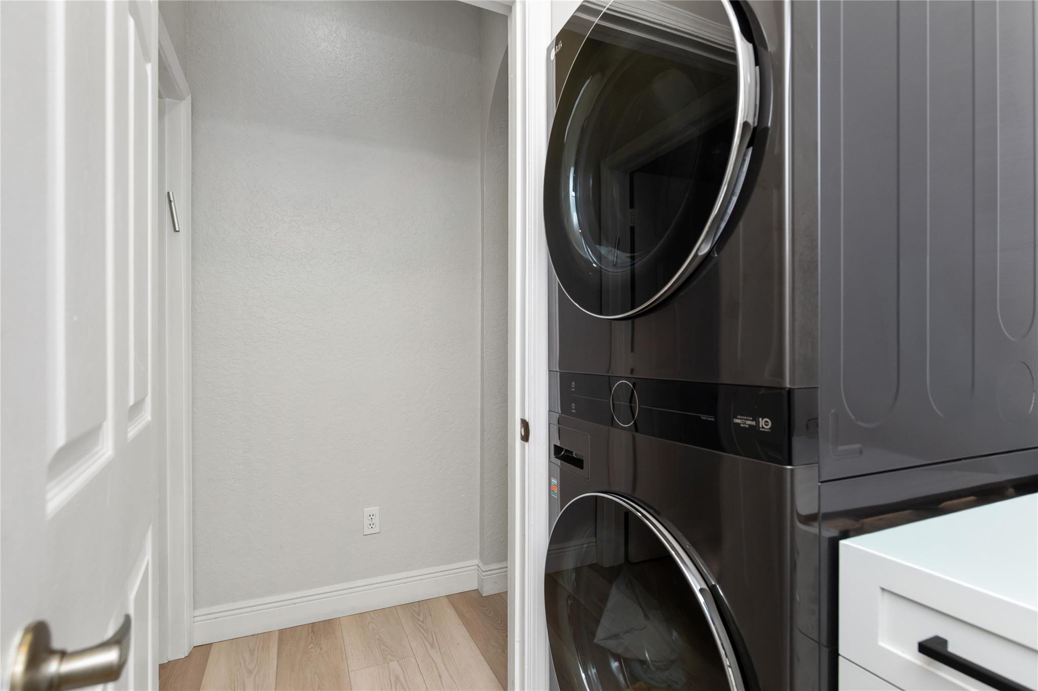 CYPRESS CAY EAST - Residential