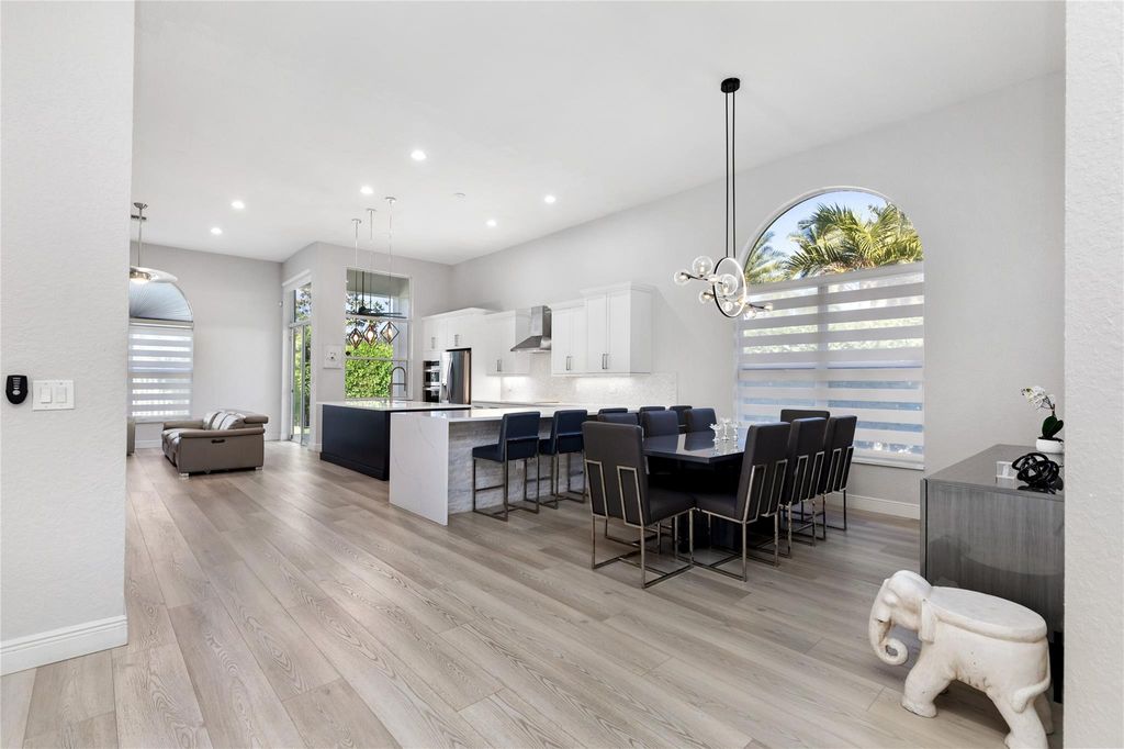 Photo of 7685 NW 71st Ter, Parkland, FL 33067 (MLS # F10543102)