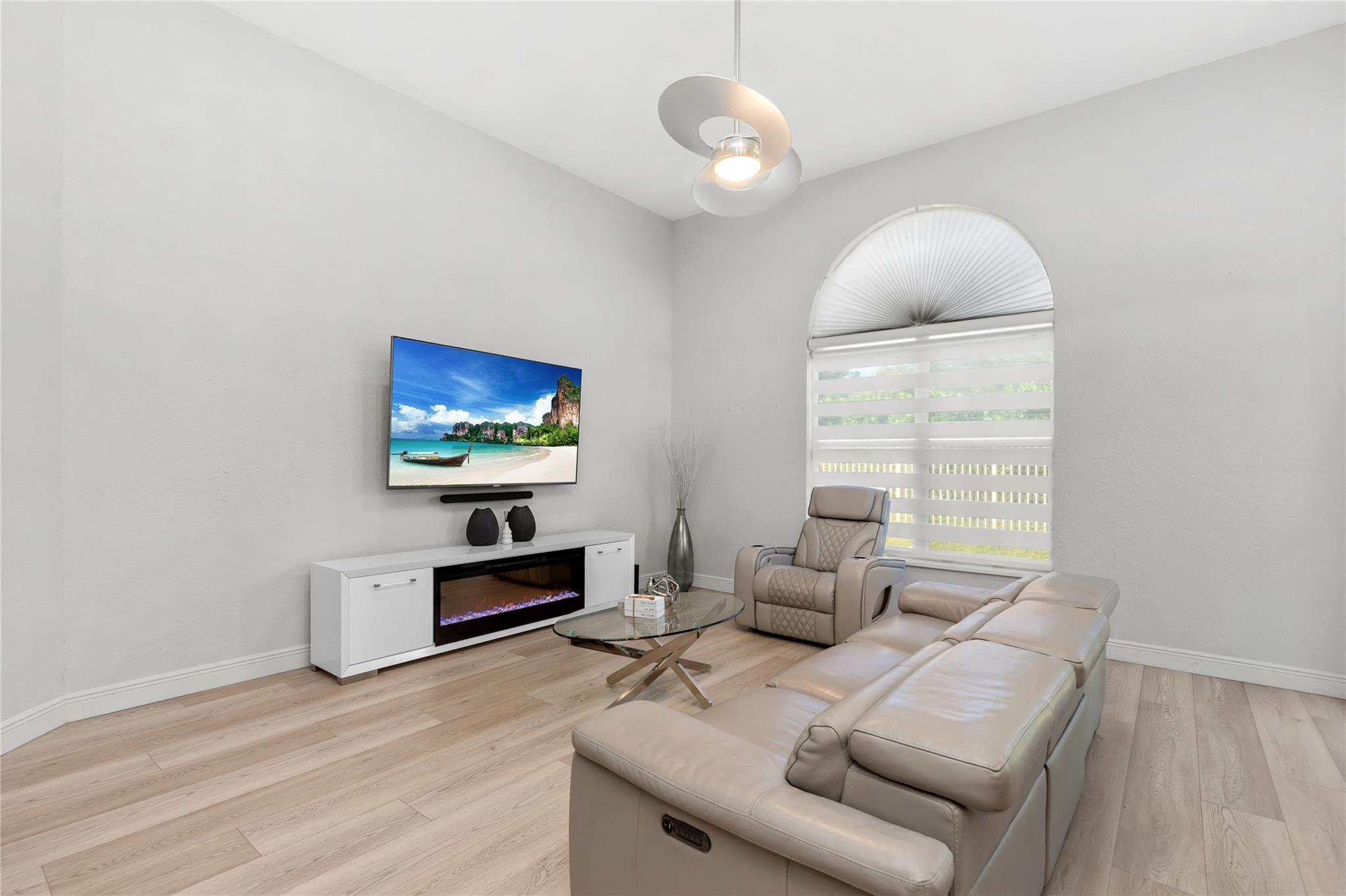 CYPRESS CAY EAST - Residential