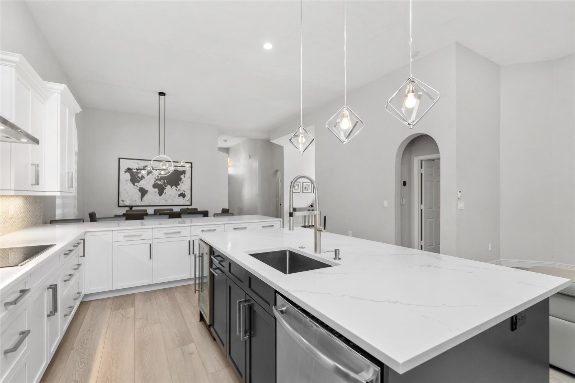 CYPRESS CAY EAST - Residential