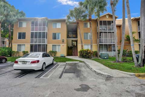 Tiny photo for 4015 W McNab Road #D204, Pompano Beach, FL 33069 (MLS # B26054073)
