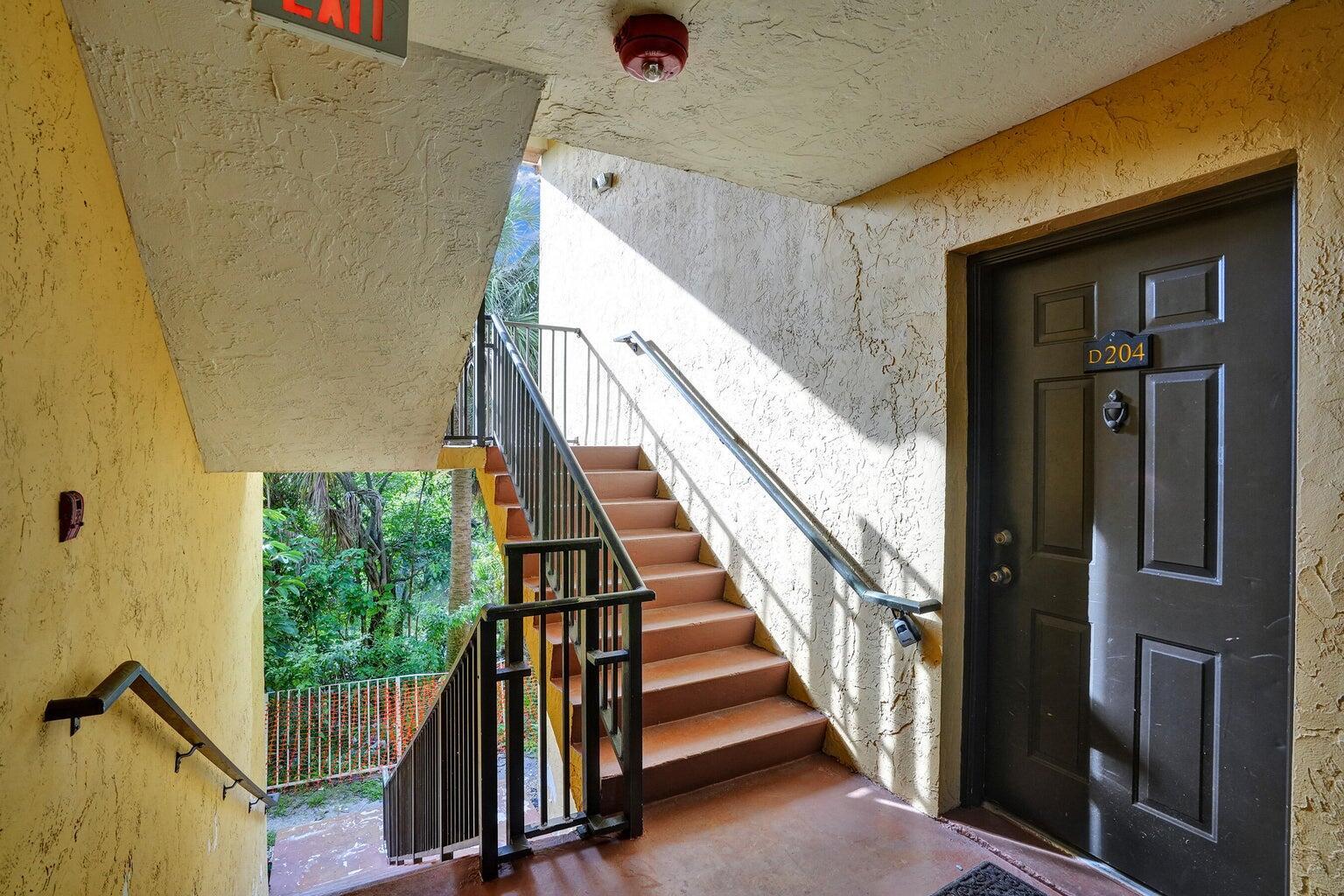 4015 W McNab Road D204
