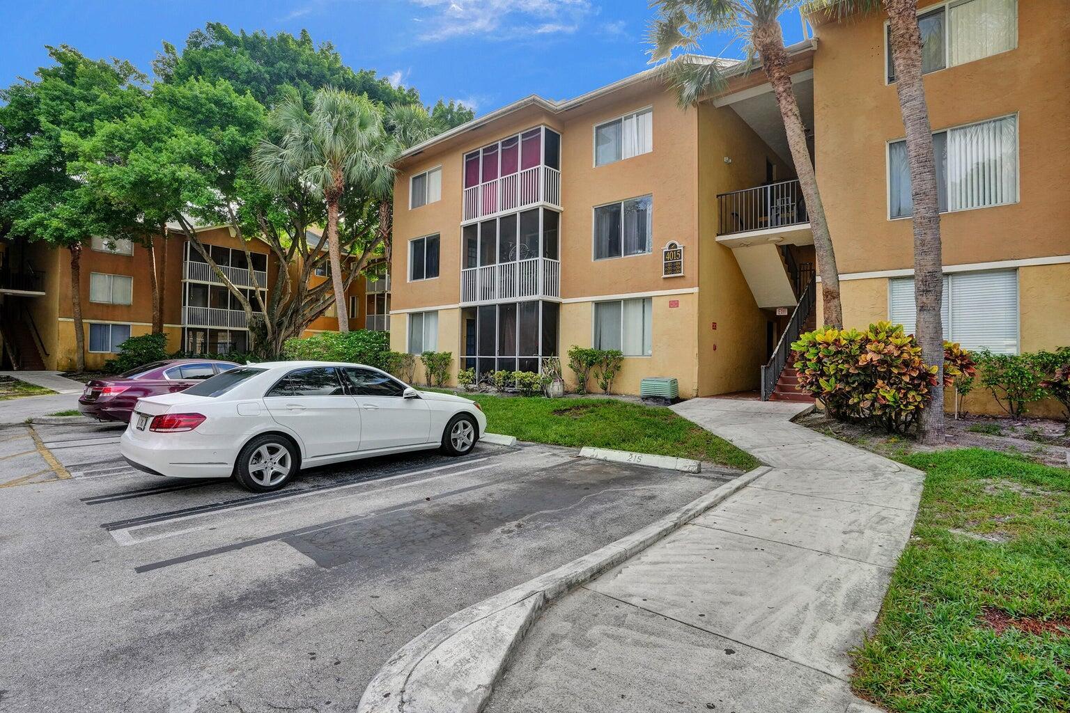 4015 W McNab Road D204, Pompano Beach FL 33069