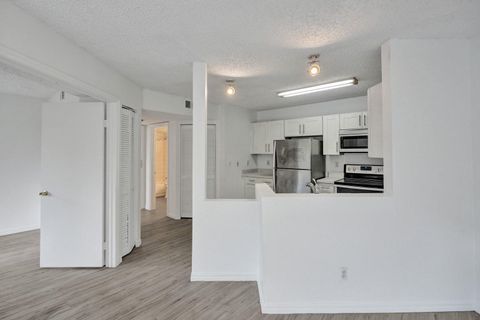 Tiny photo for 4015 W McNab Road #D204, Pompano Beach, FL 33069 (MLS # B26054073)