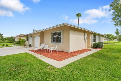 1662 Granfern Avenue West Palm Beach FL 33415