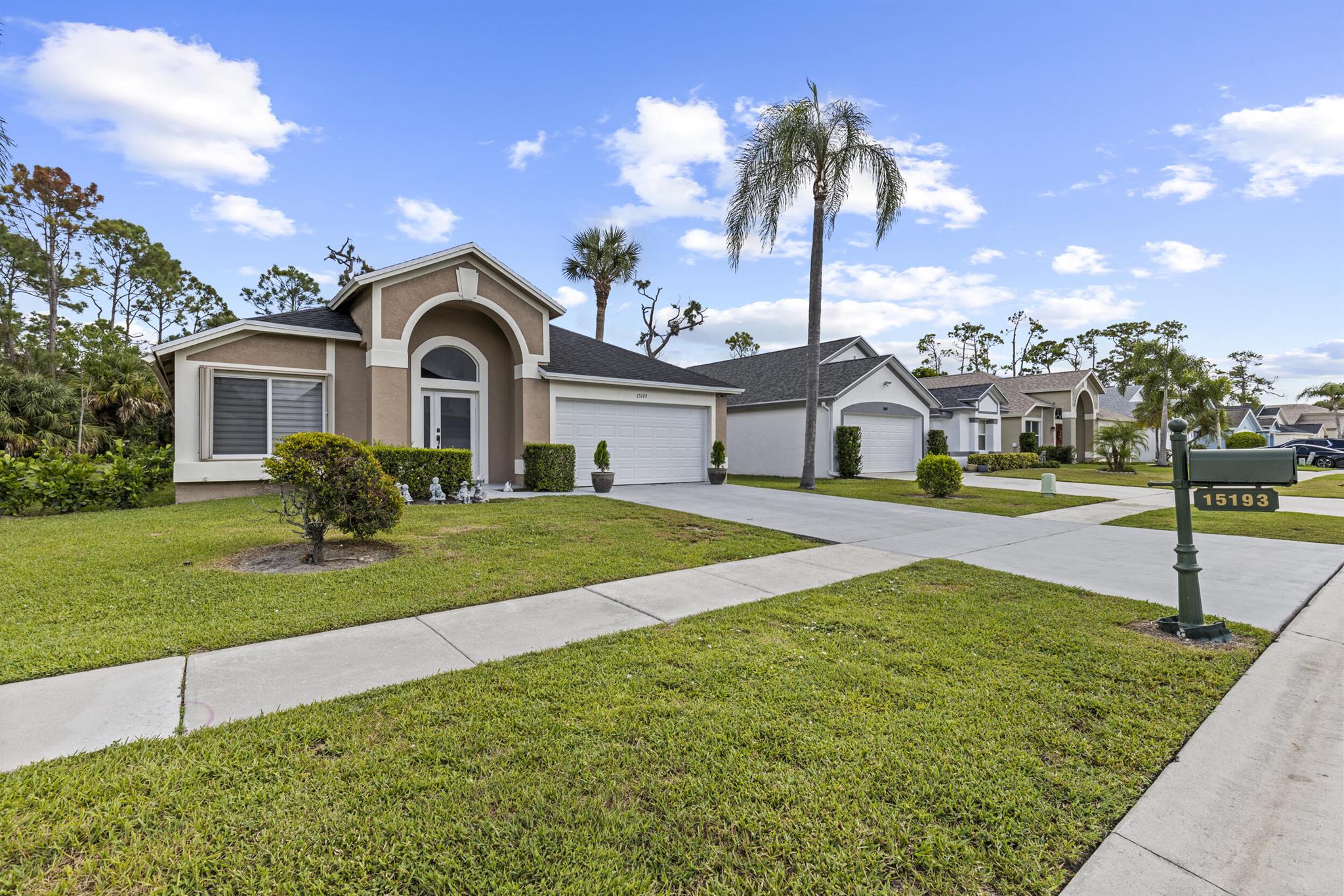 15193 Oak Chase Court