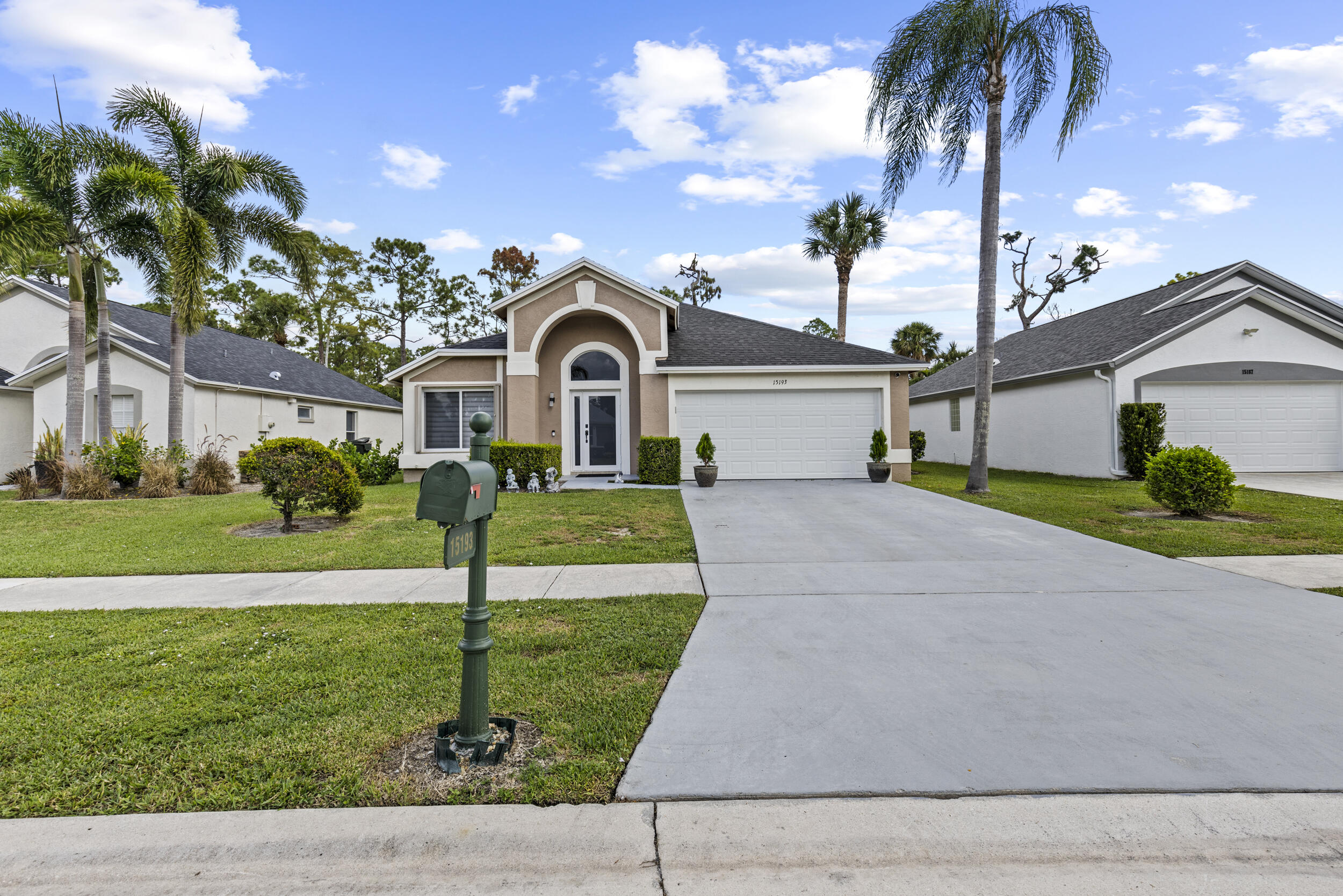 15193 Oak Chase Court