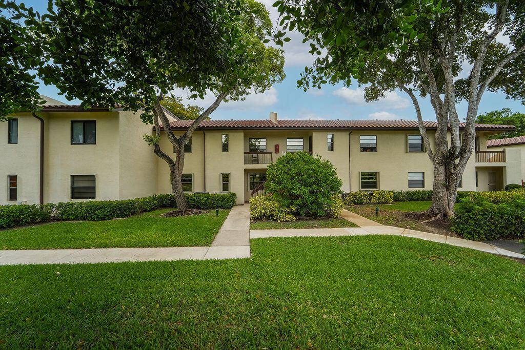 Photo of 21839 Arriba Real #10g, Boca Raton, FL 33433 (MLS # B26041676)
