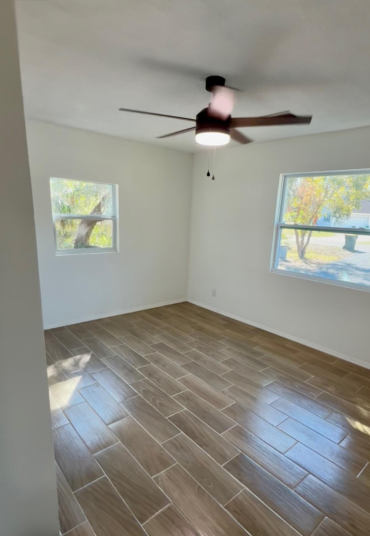 SYLVAN SHORES - Residential