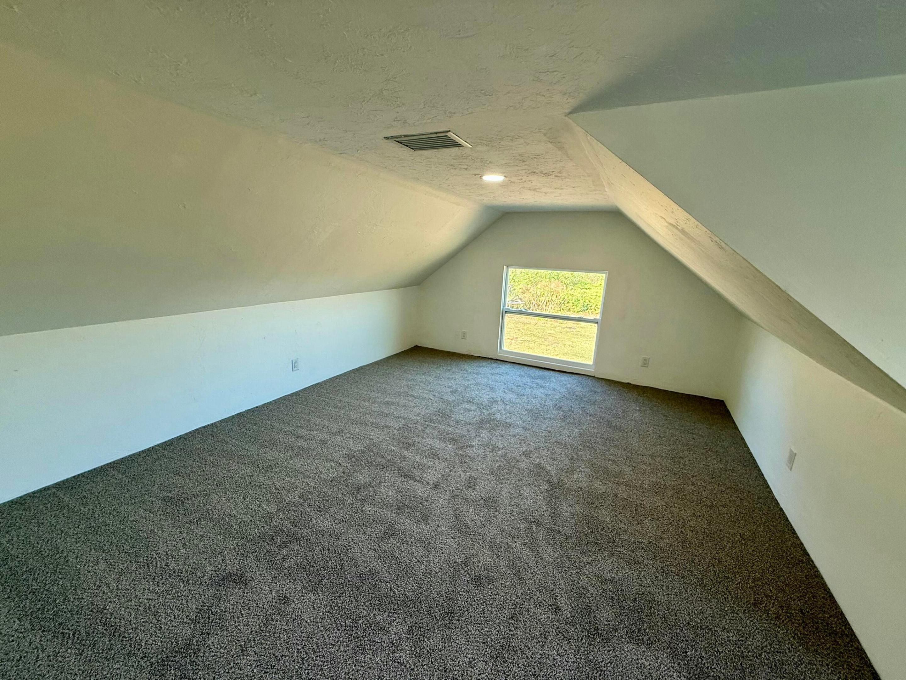 SYLVAN SHORES - Residential