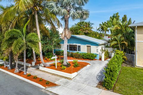 Single Family Residence in West Palm Beach FL 517 29th Street.jpg