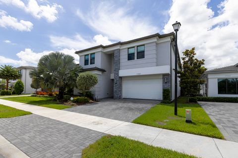 Tiny photo for 17347 Sparkling River Road, Boca Raton, FL 33496 (MLS # B26019748)