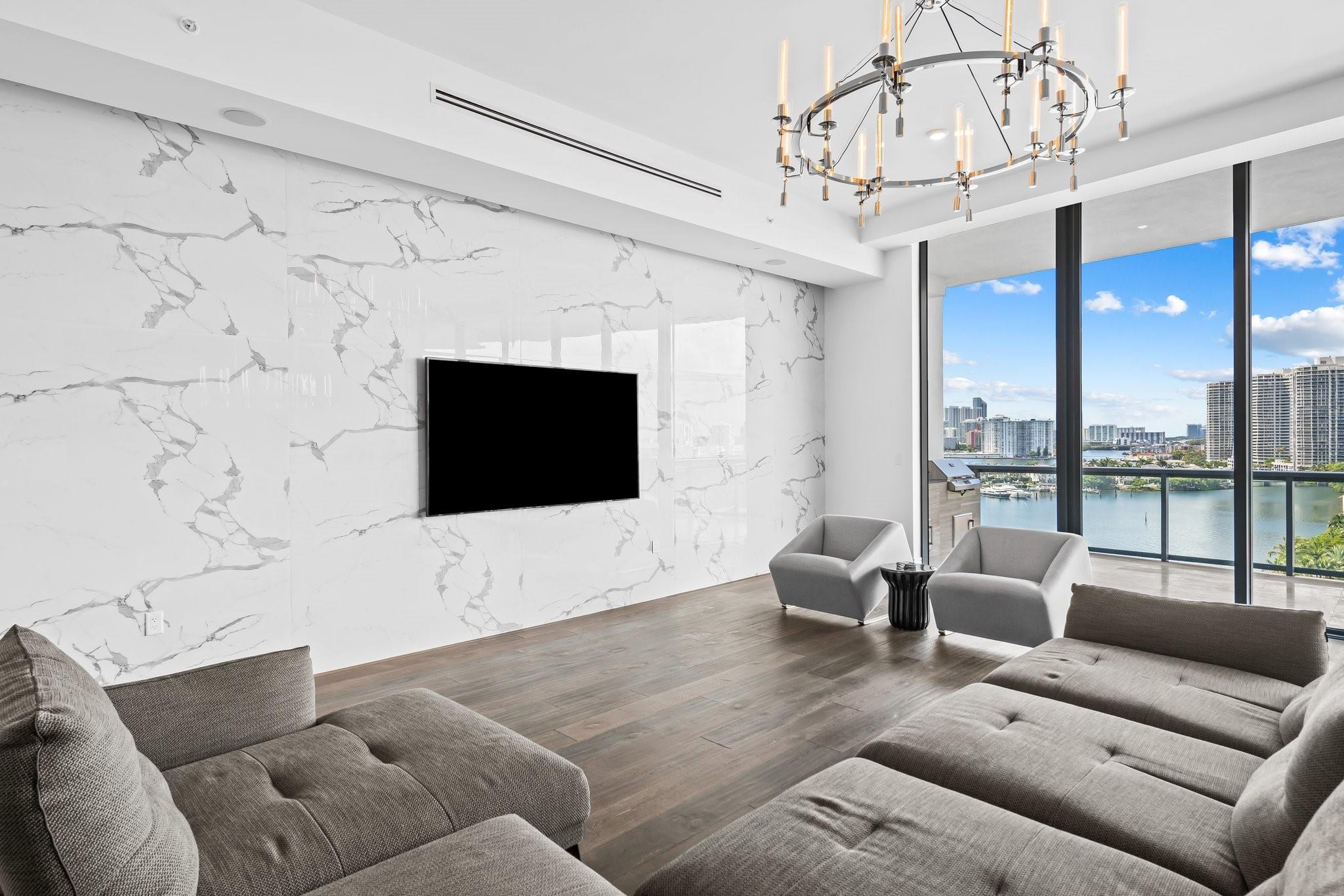 Echo Aventura - Residential