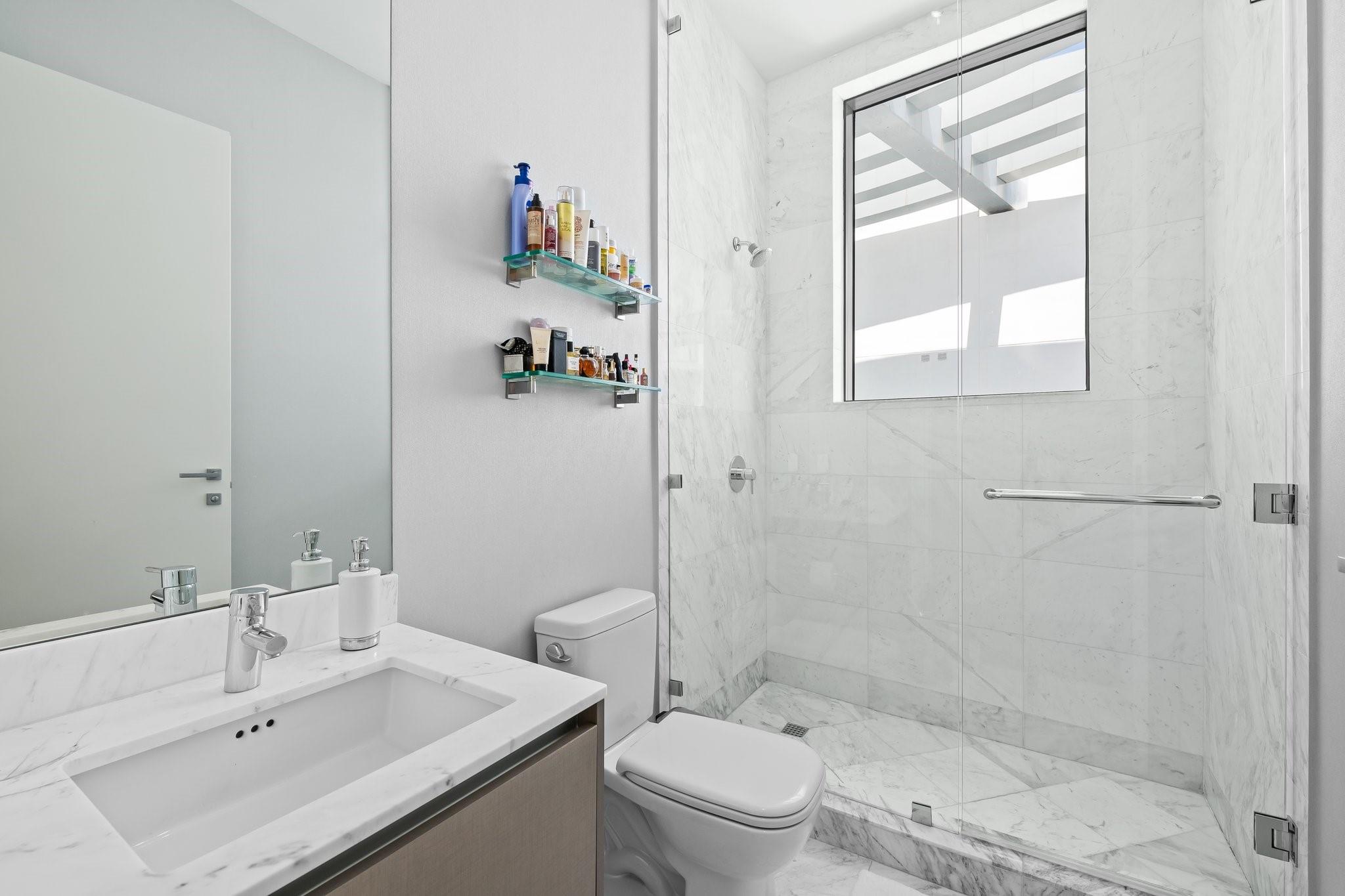 Echo Aventura - Residential