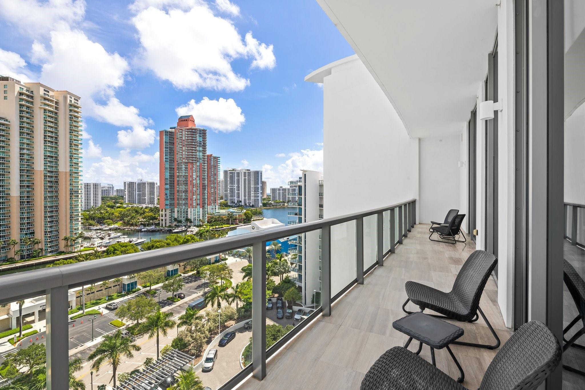 Echo Aventura - Residential