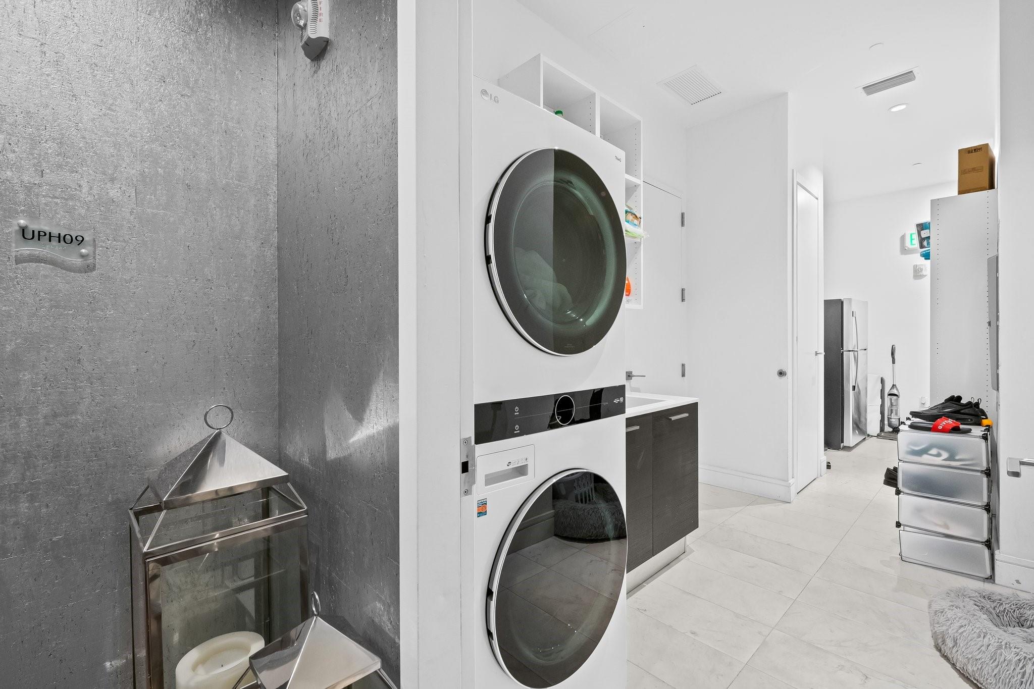 Echo Aventura - Residential