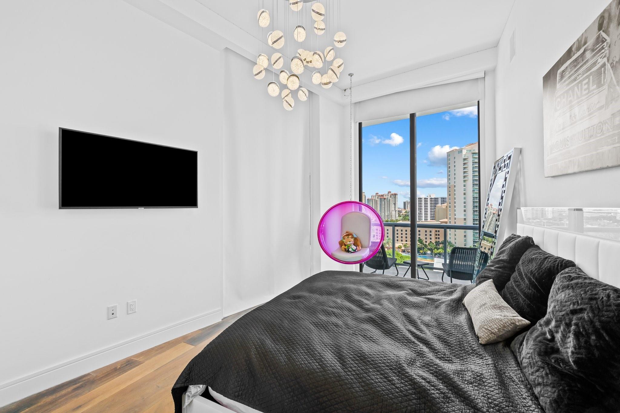 Echo Aventura - Residential