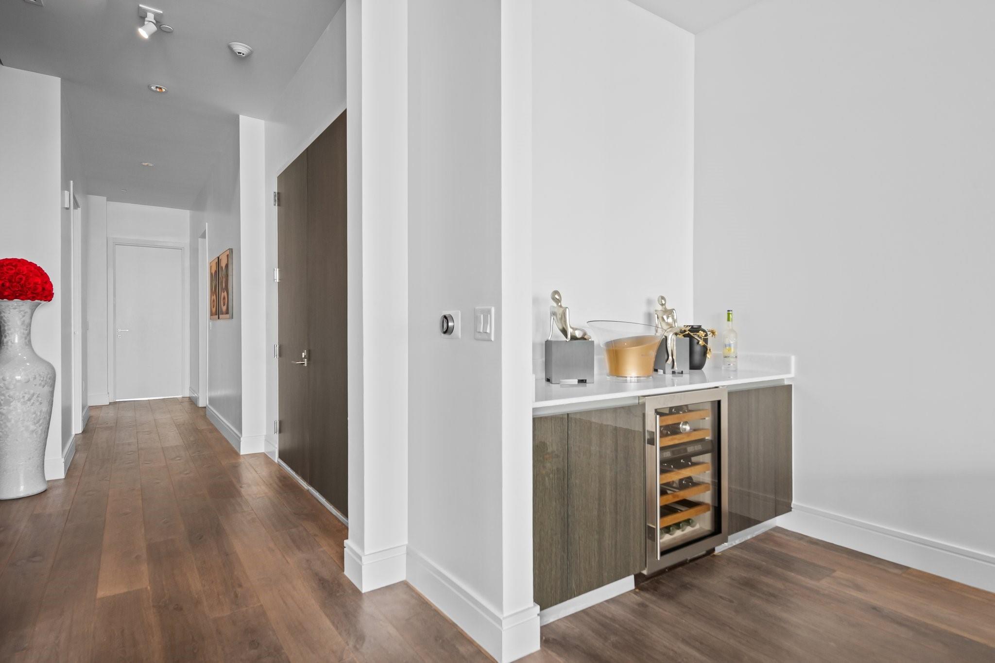 Echo Aventura - Residential