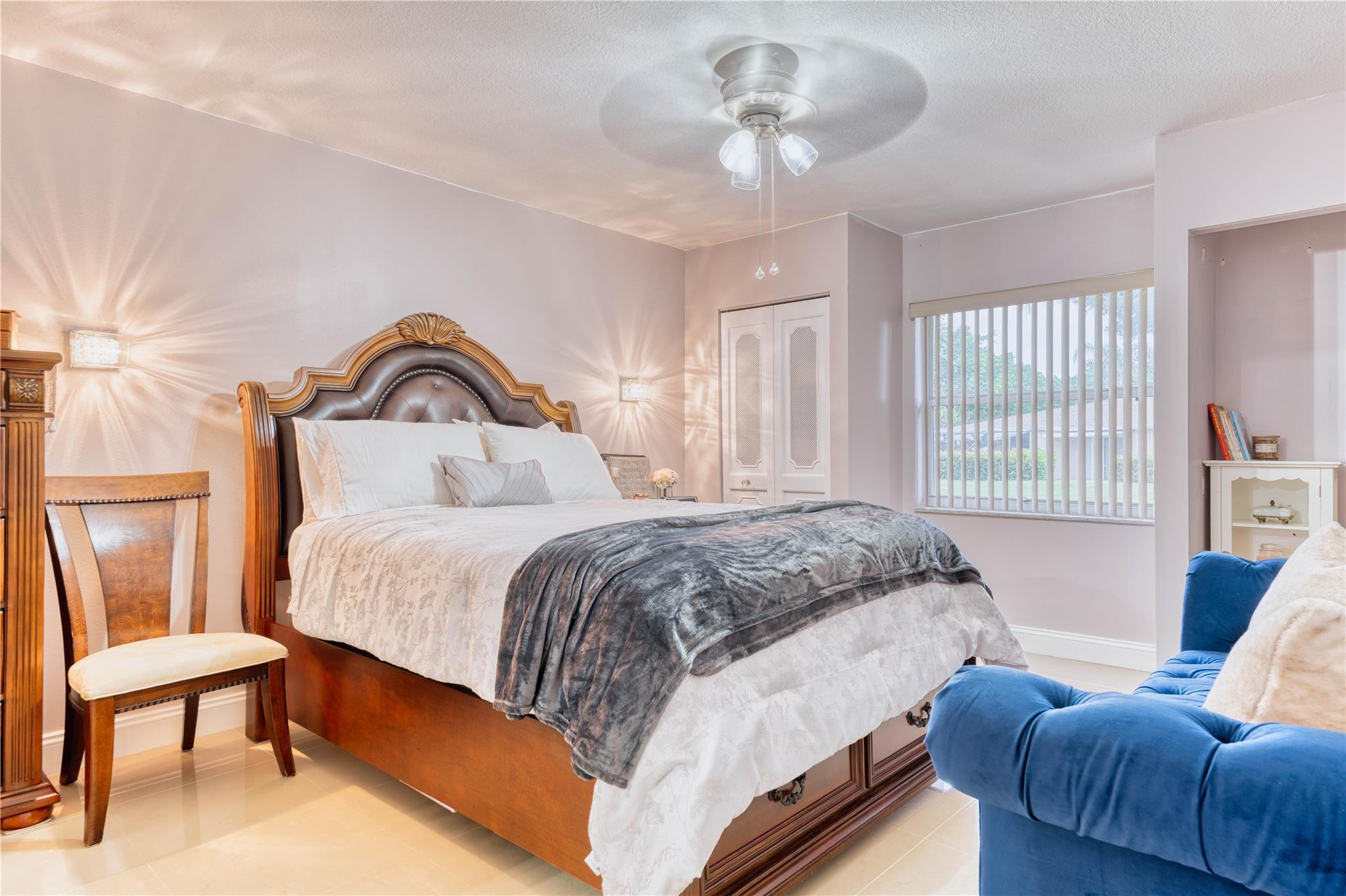 BOCA LAKES CONDO - Residential