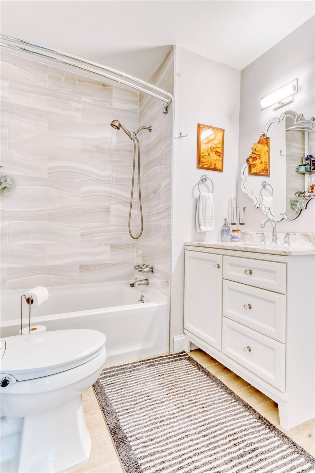 BOCA LAKES CONDO - Residential