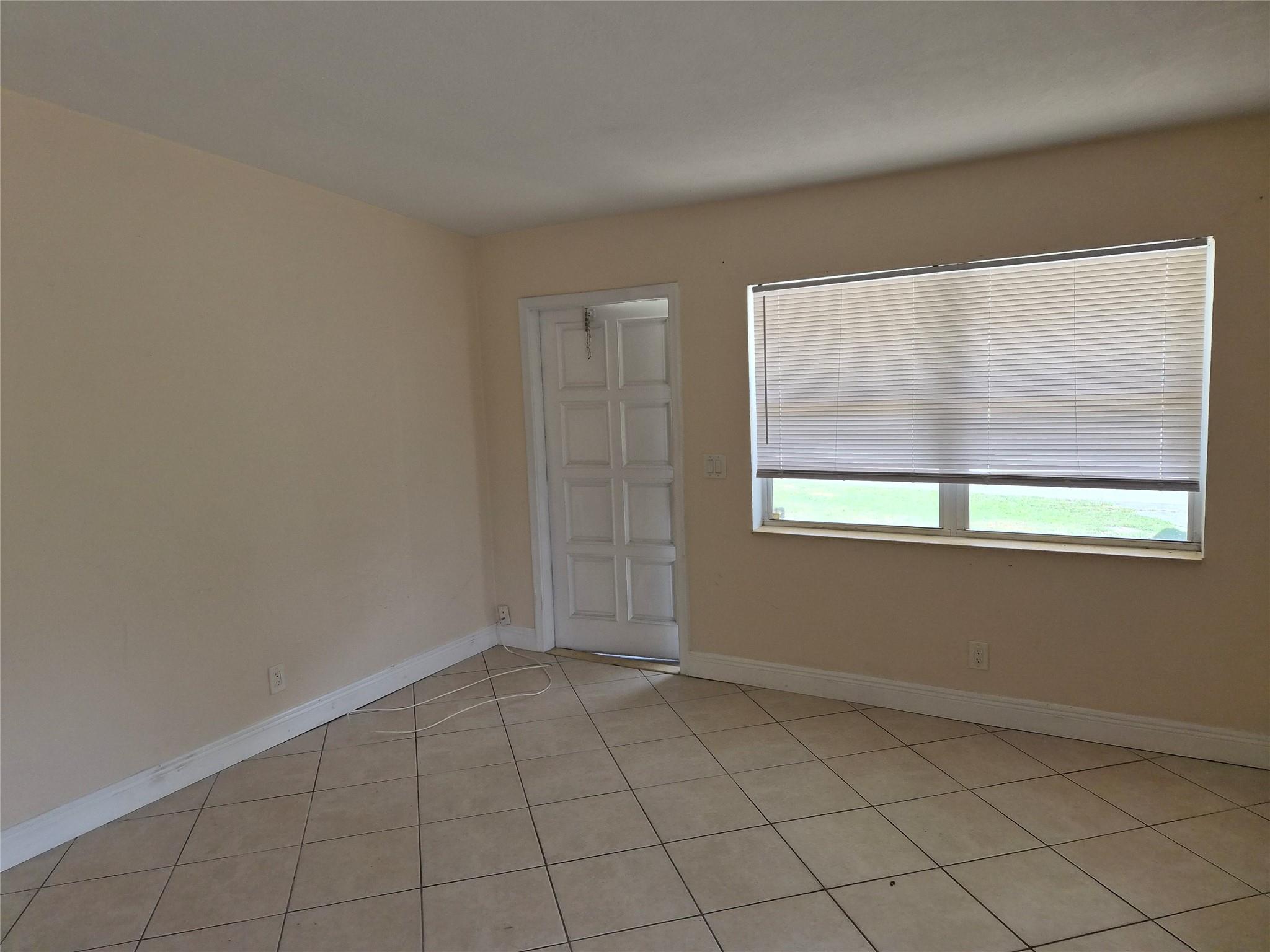 521 Oleander Rd