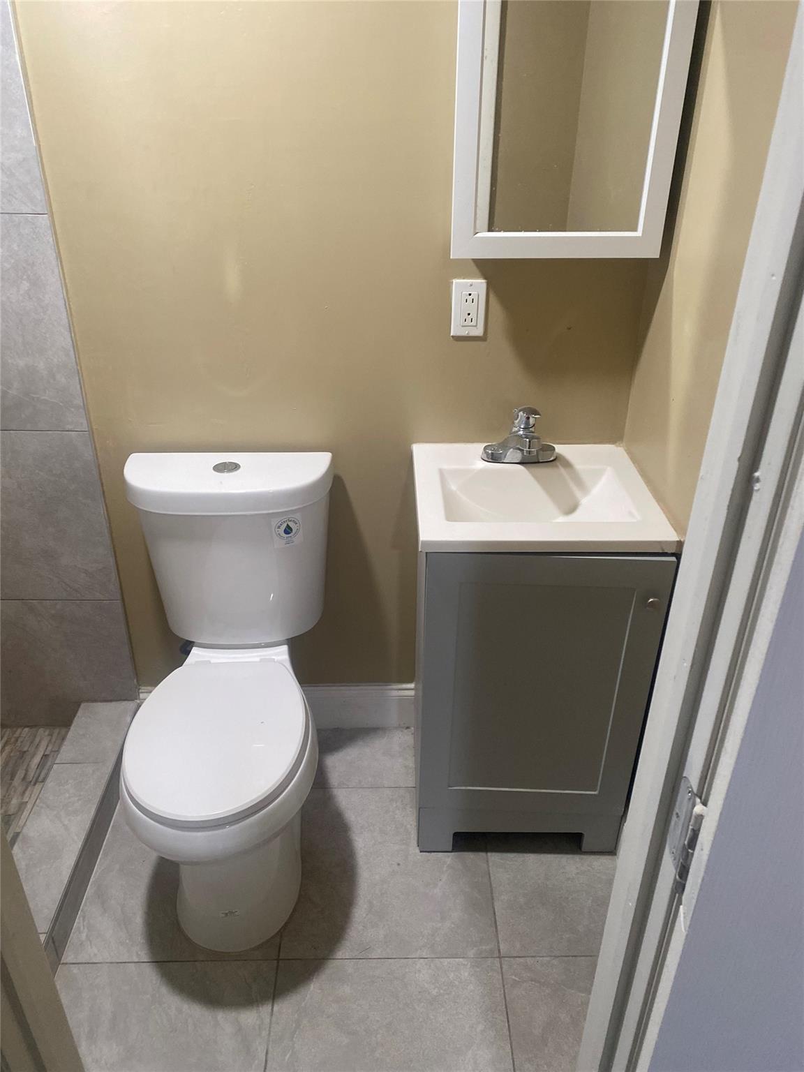 Ibec Add 2 47-21 B - Residential Lease