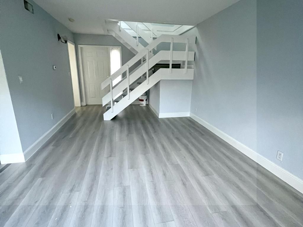 Photo of 512 SW 1st Street, Boynton Beach, FL 33435 (MLS # R11107019)