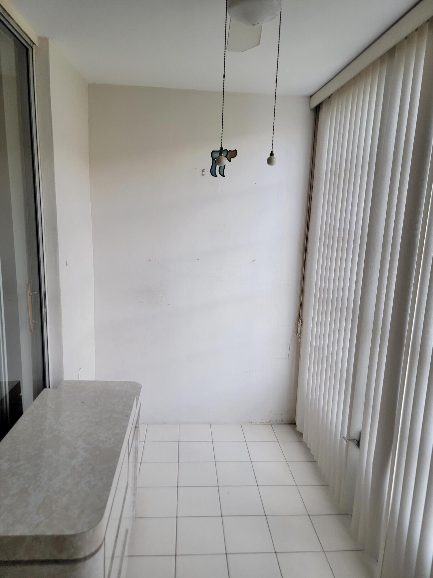 SUNRISE LAKES 80 CONDO - Residential