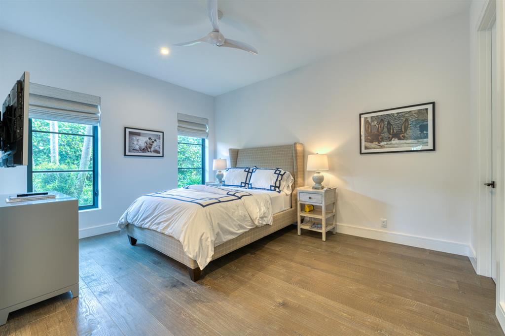 KENSINGTON - Residential