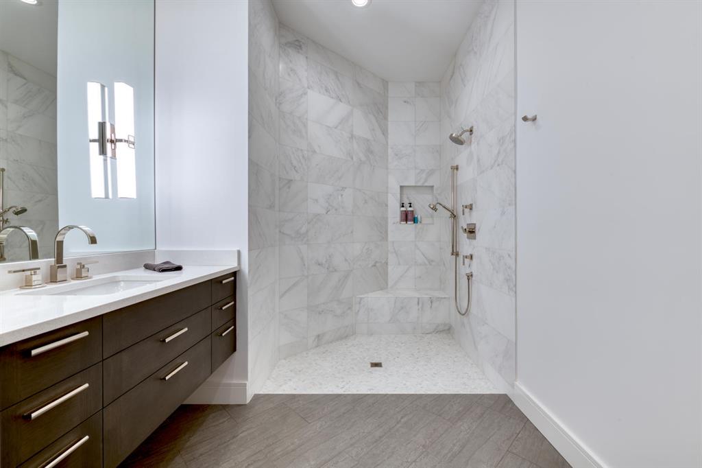 KENSINGTON - Residential