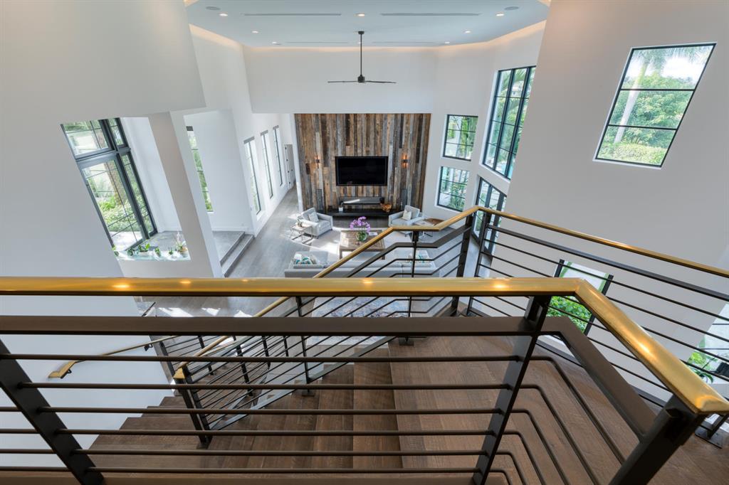 KENSINGTON - Residential