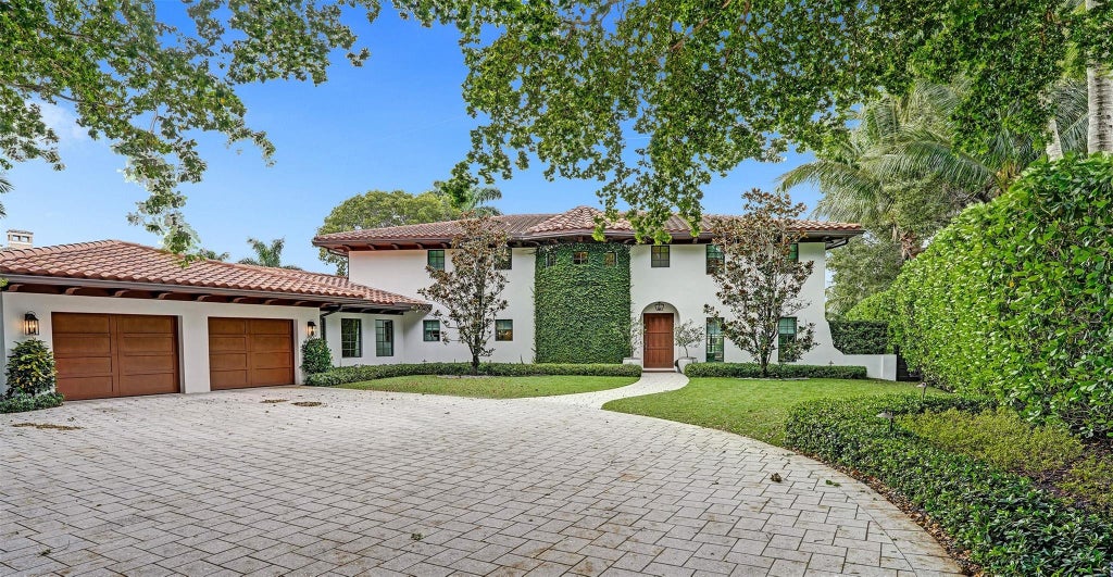 Photo of 3 Cayuga Road, Fort Lauderdale, FL 33308 (MLS # F10509079)