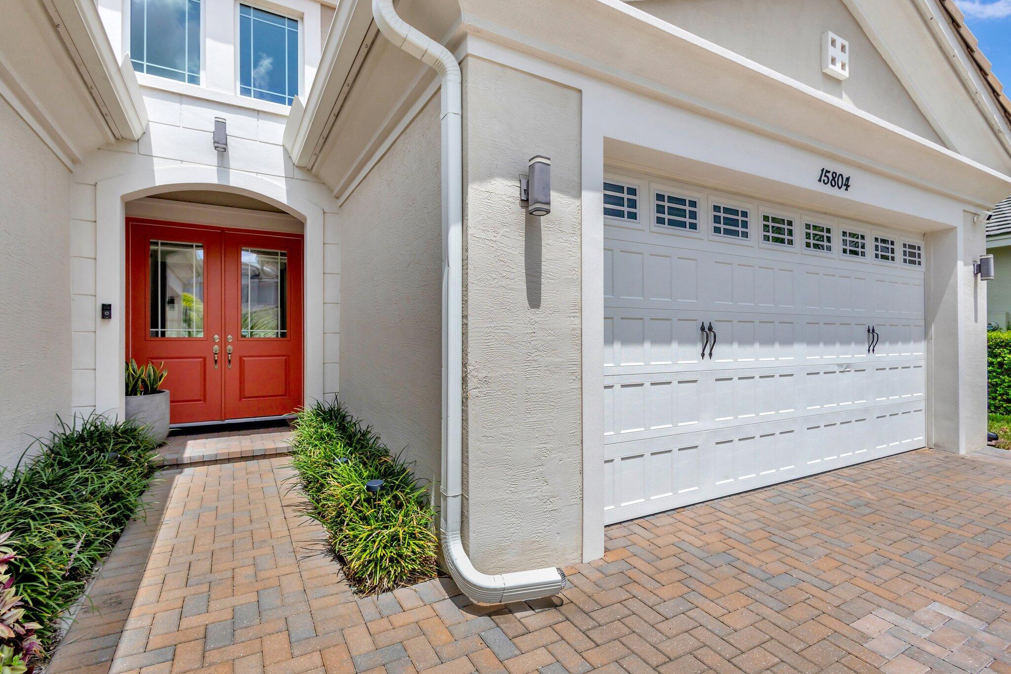 15804 Goldfinch Circle