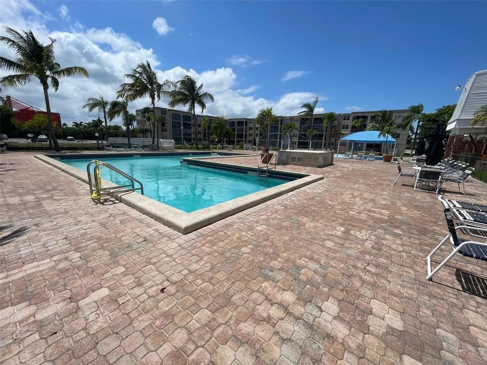 DANIANS SOUTH CONDO - Residential Lease