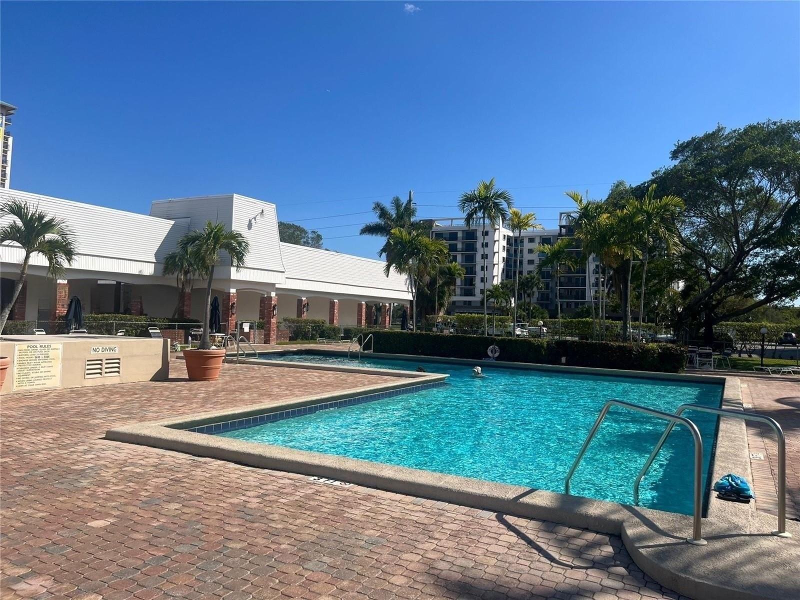 DANIANS SOUTH CONDO - Residential Lease