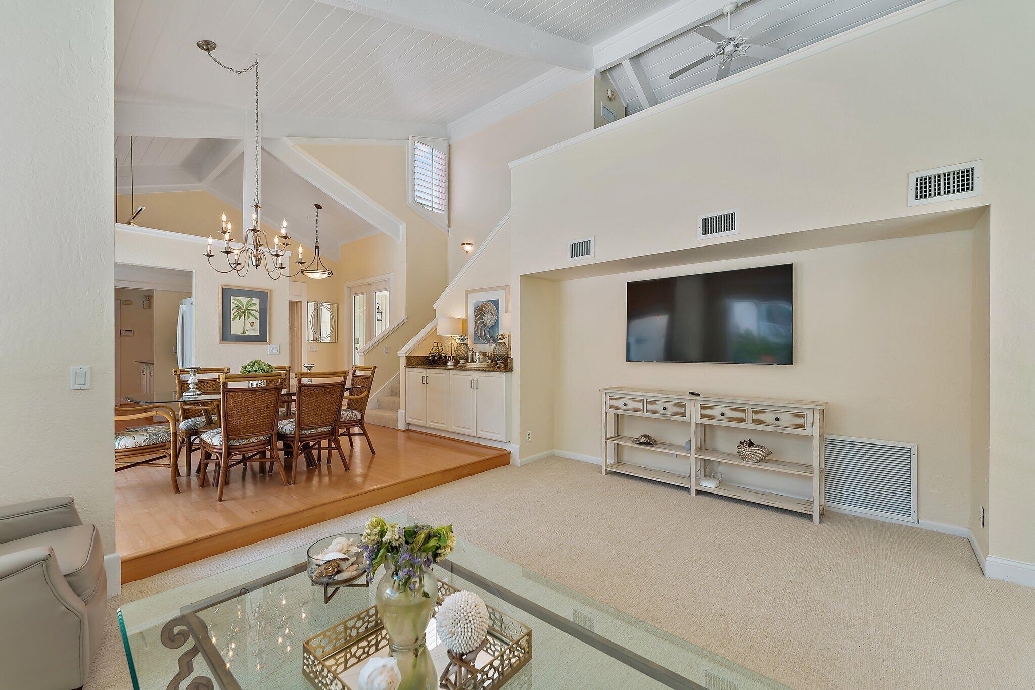 OCEAN WALK PLACE PH II - Residential Lease