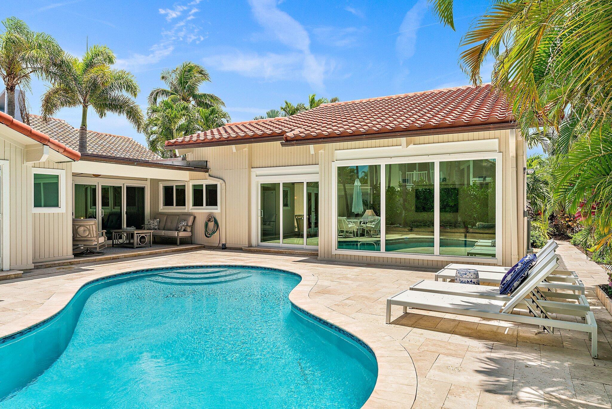 OCEAN WALK PLACE PH II - Residential Lease