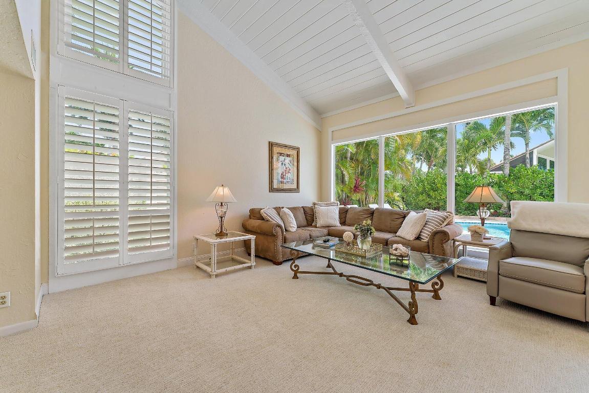 OCEAN WALK PLACE PH II - Residential Lease