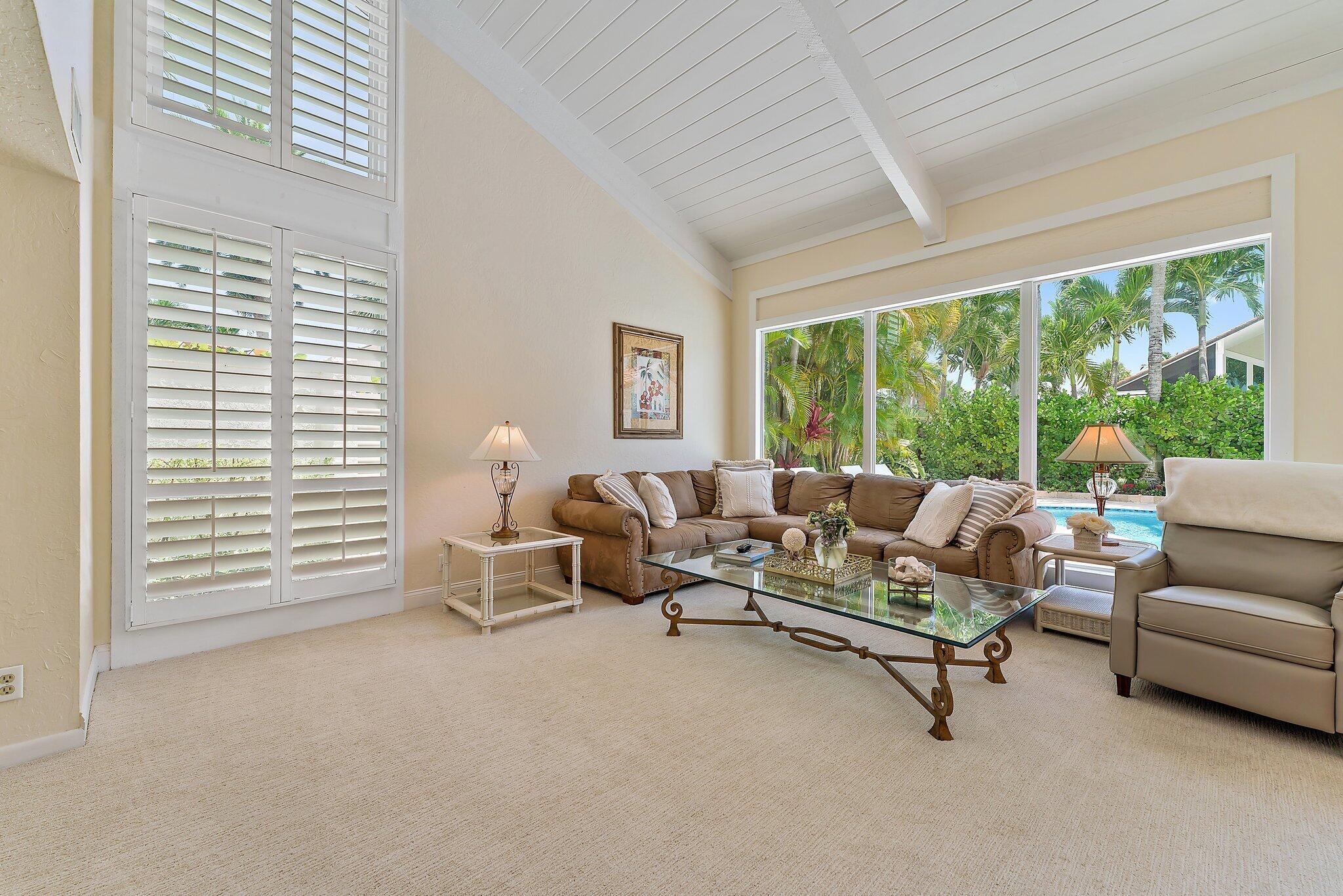 OCEAN WALK PLACE PH II - Residential Lease