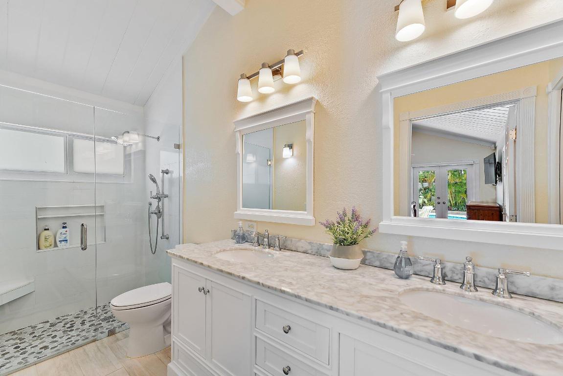 OCEAN WALK PLACE PH II - Residential Lease