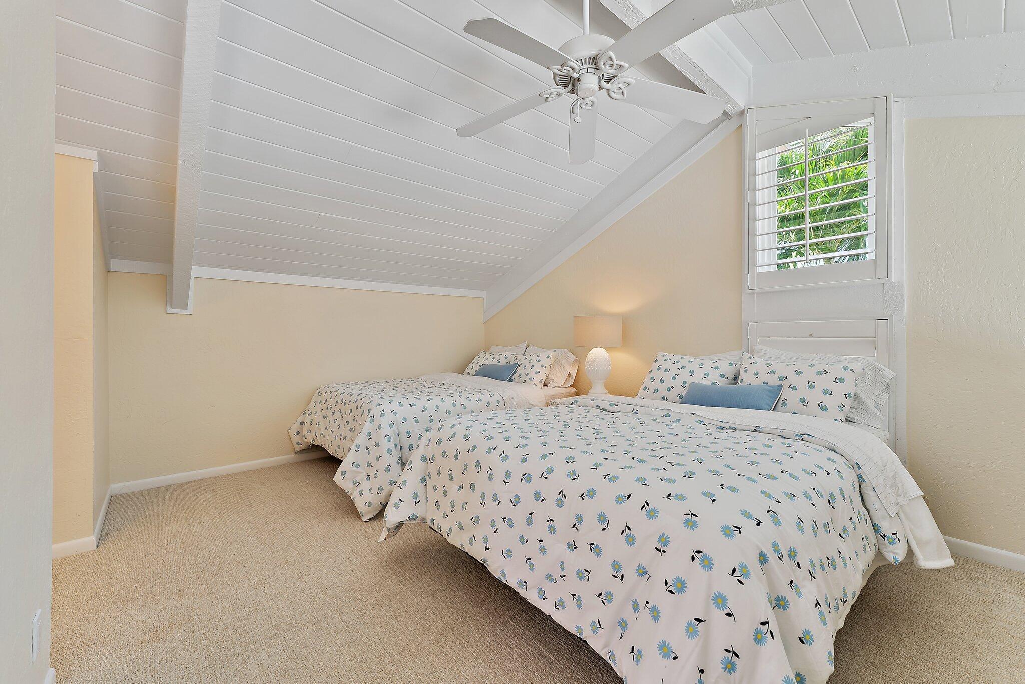 OCEAN WALK PLACE PH II - Residential Lease