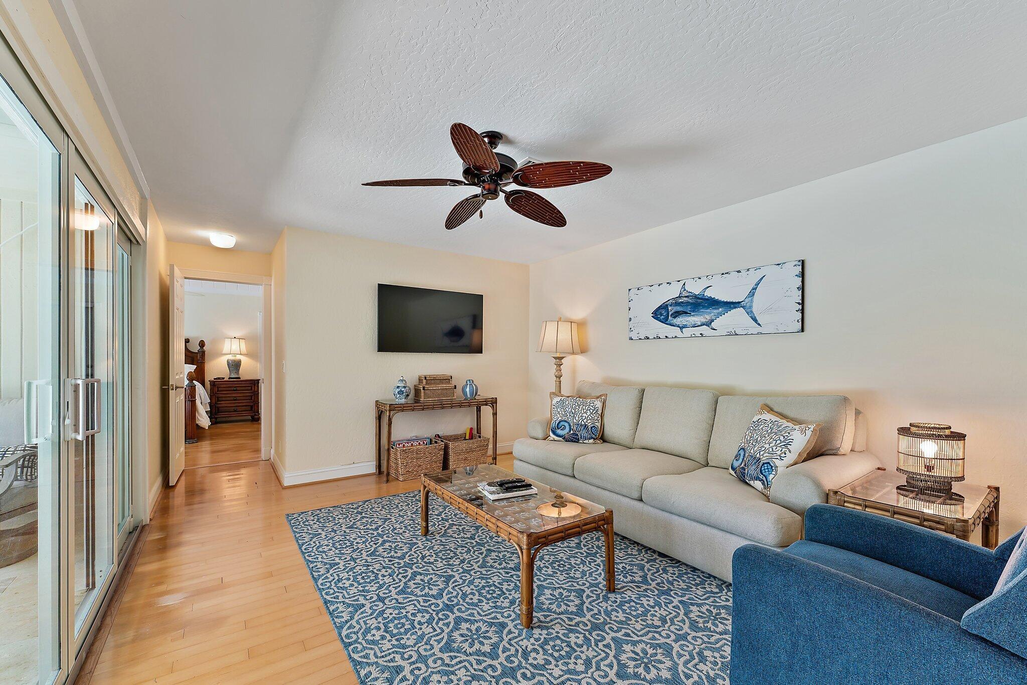 OCEAN WALK PLACE PH II - Residential Lease