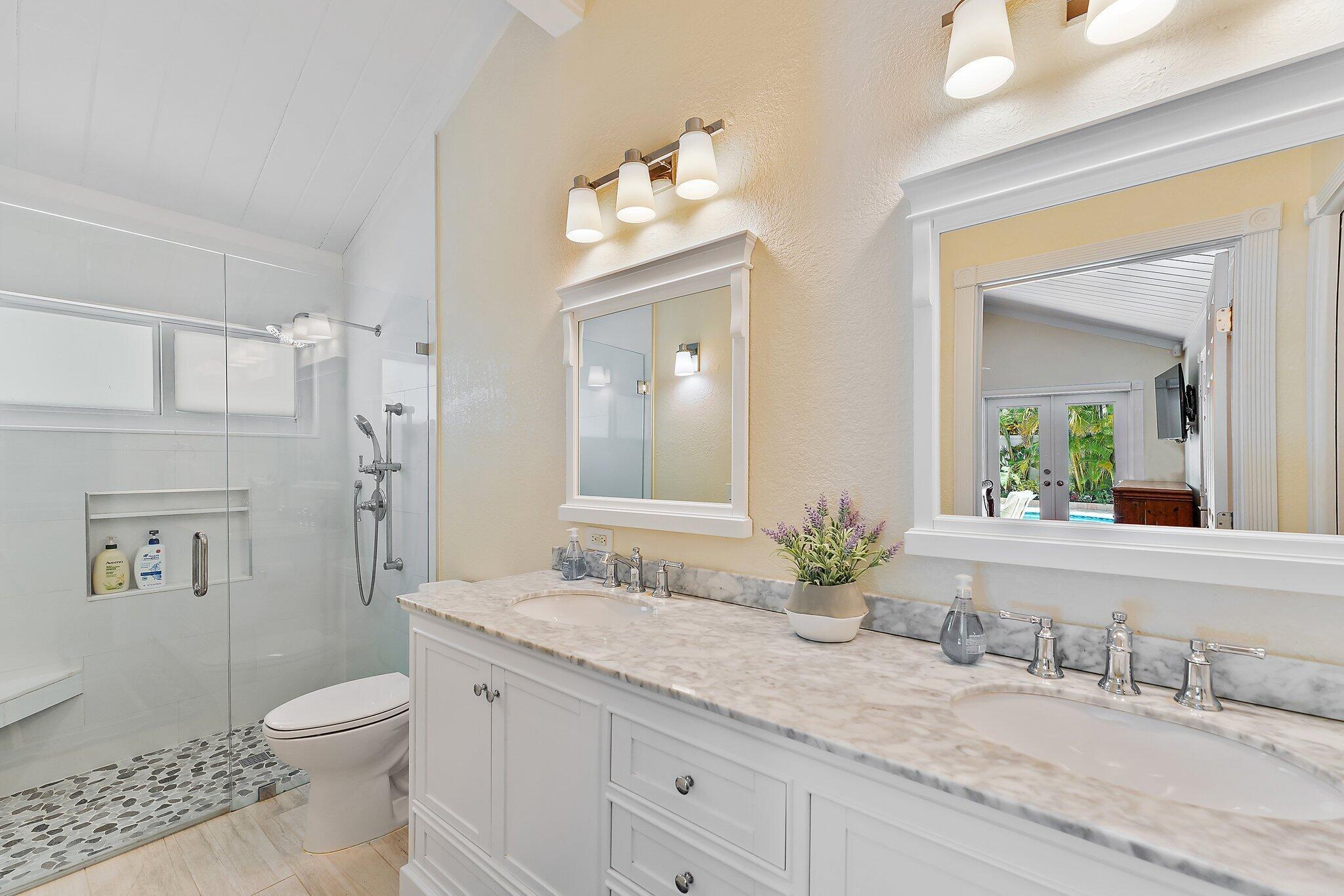 OCEAN WALK PLACE PH II - Residential Lease