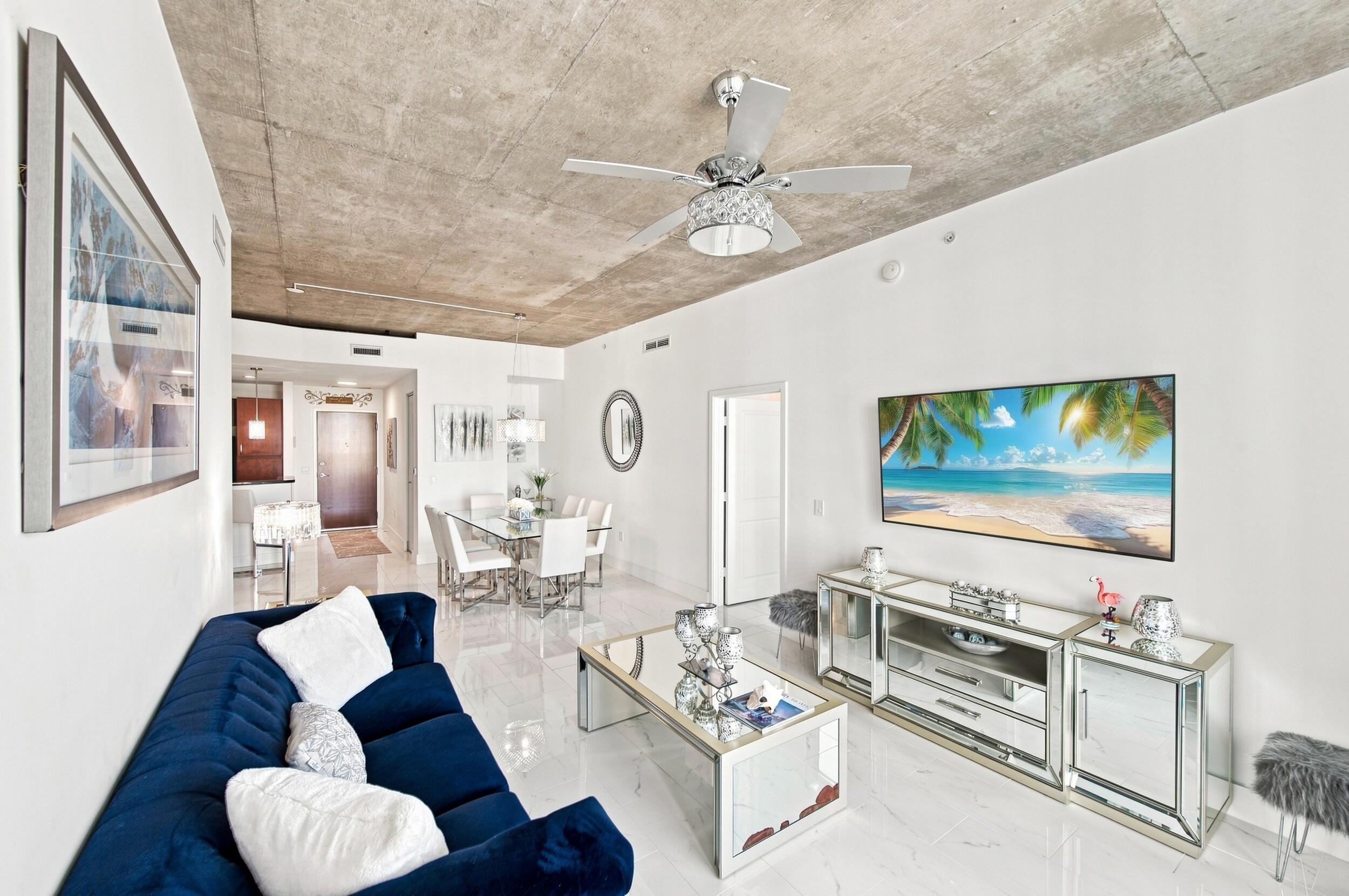 300 S Australian Avenue 1404