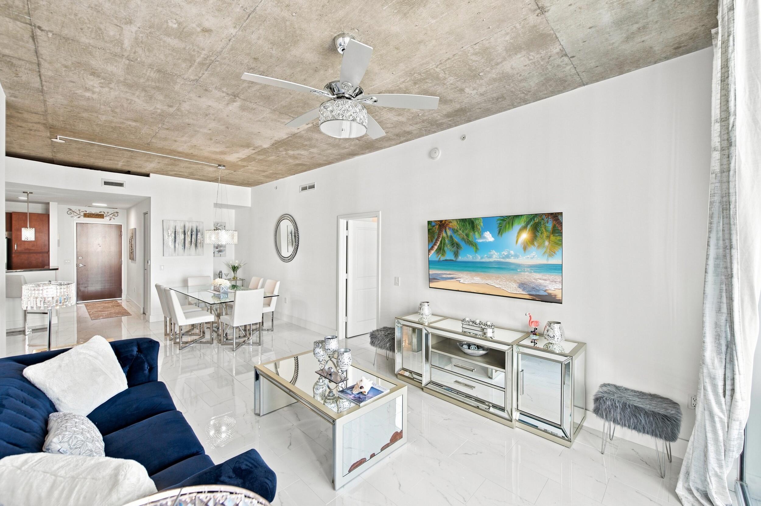 300 S Australian Avenue 1404