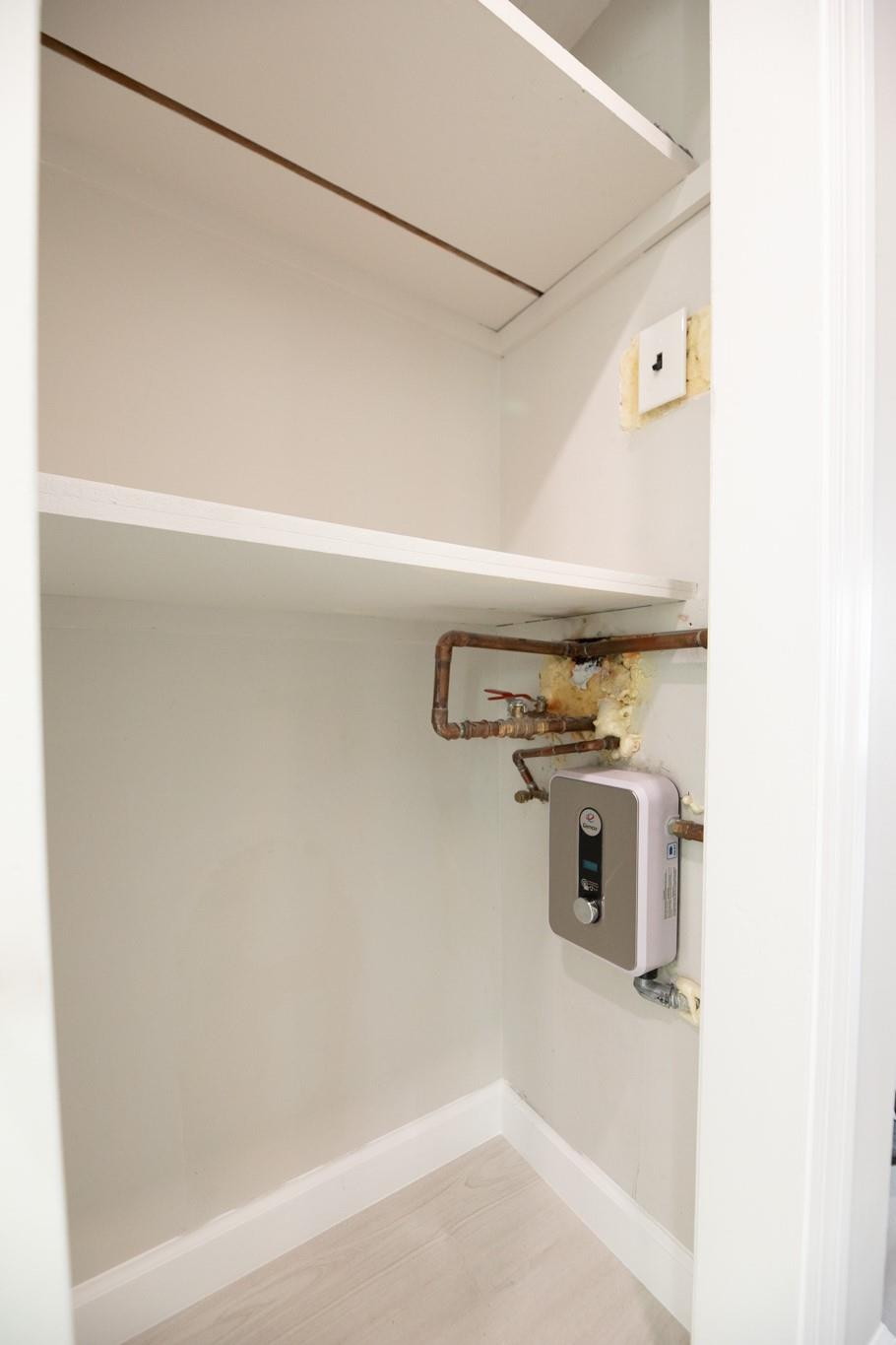 Harbor House East - Residential