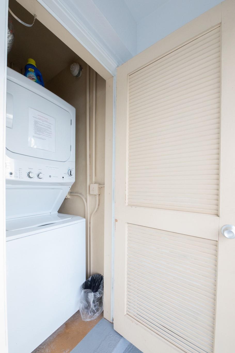 Harbor House East - Residential