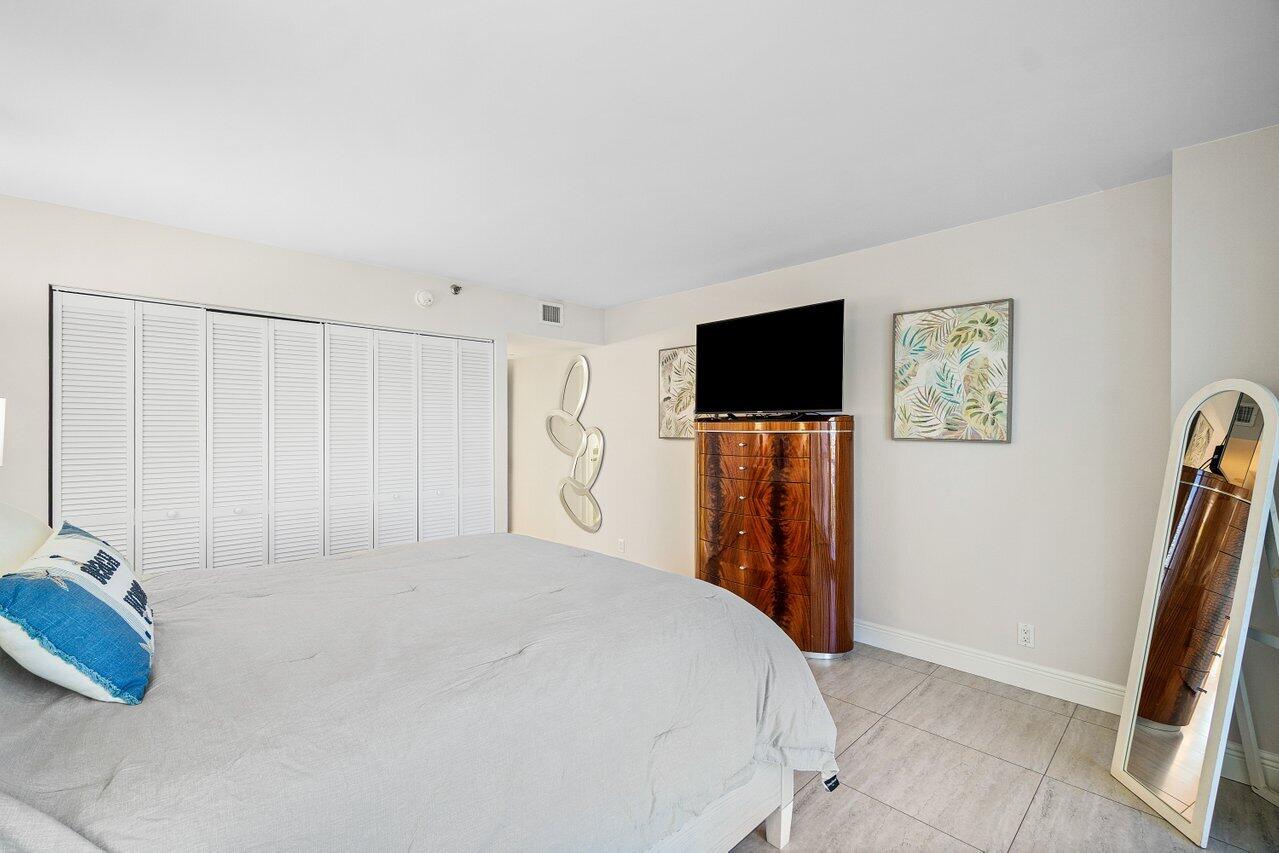 SEA RANCH CLUB OF BOCA I CONDO - Residential