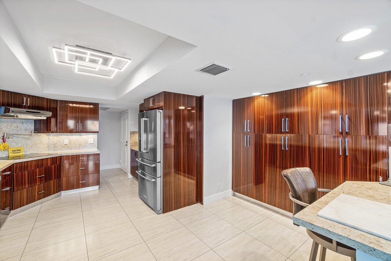 SEA RANCH CLUB OF BOCA I CONDO - Residential