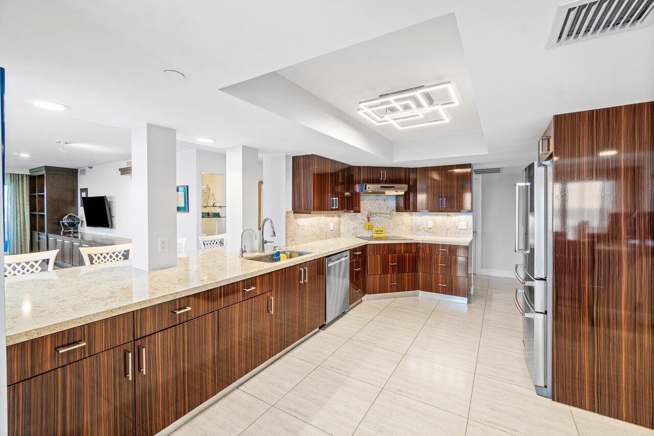 SEA RANCH CLUB OF BOCA I CONDO - Residential